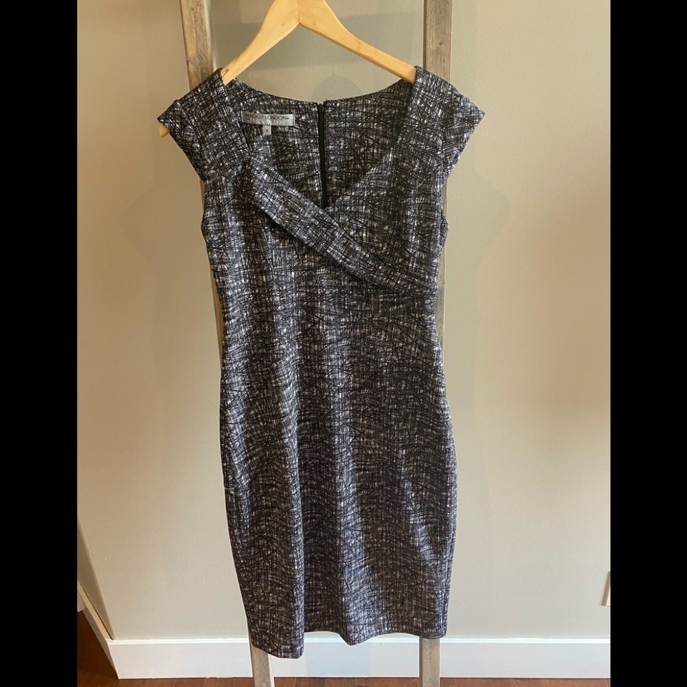 𝅺maggy london midi dress